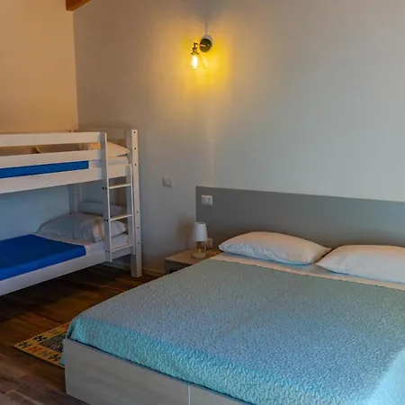 Bed & Breakfast Montrabu Capoterra